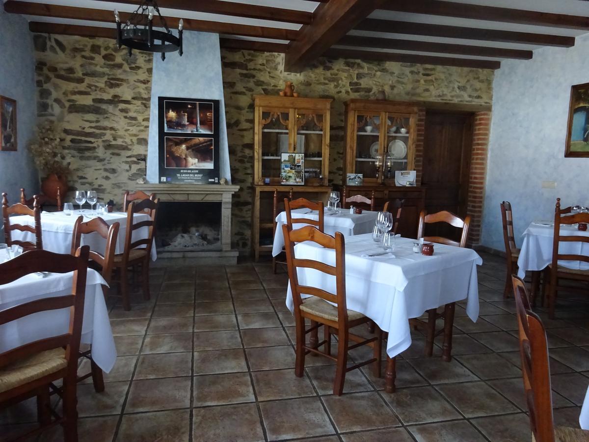 Mesa Del Conde Hotel San Felices de los Gallegos Exterior photo
